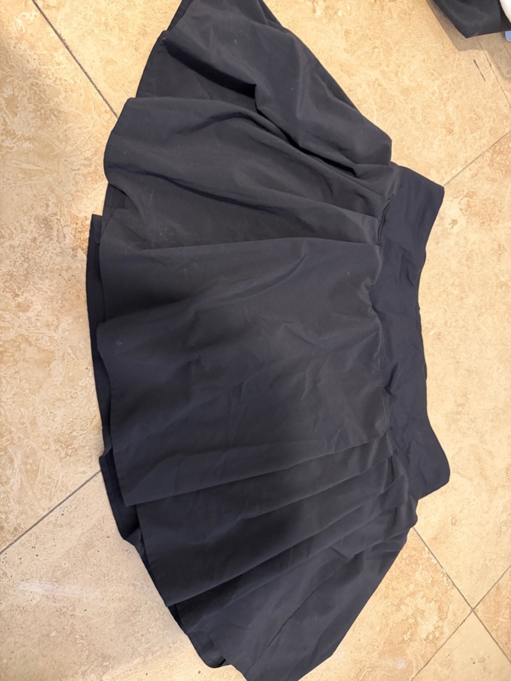 Lululemon Black Pleated A-Line skort